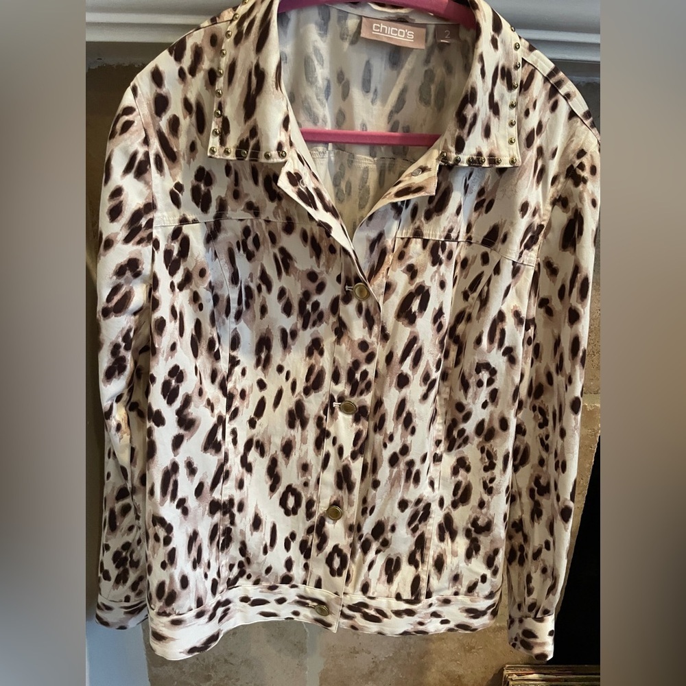 NWOT Chico’s Animal Print Gold Studded Collar Buttons cotton Spandex Jacket L